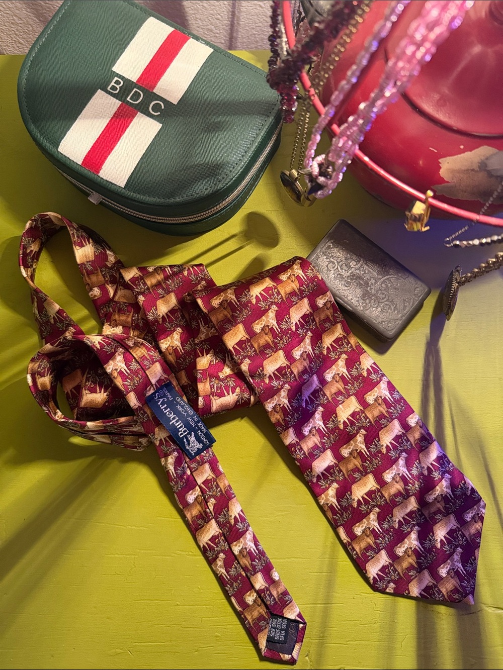 Burberry Silk Tie in Burgundy with Tan Horse Motif